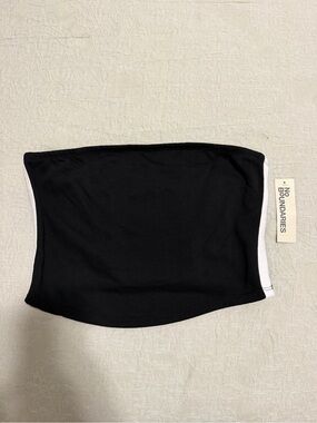 No Boundaries Black Strapless Tube Top with Shirred Center